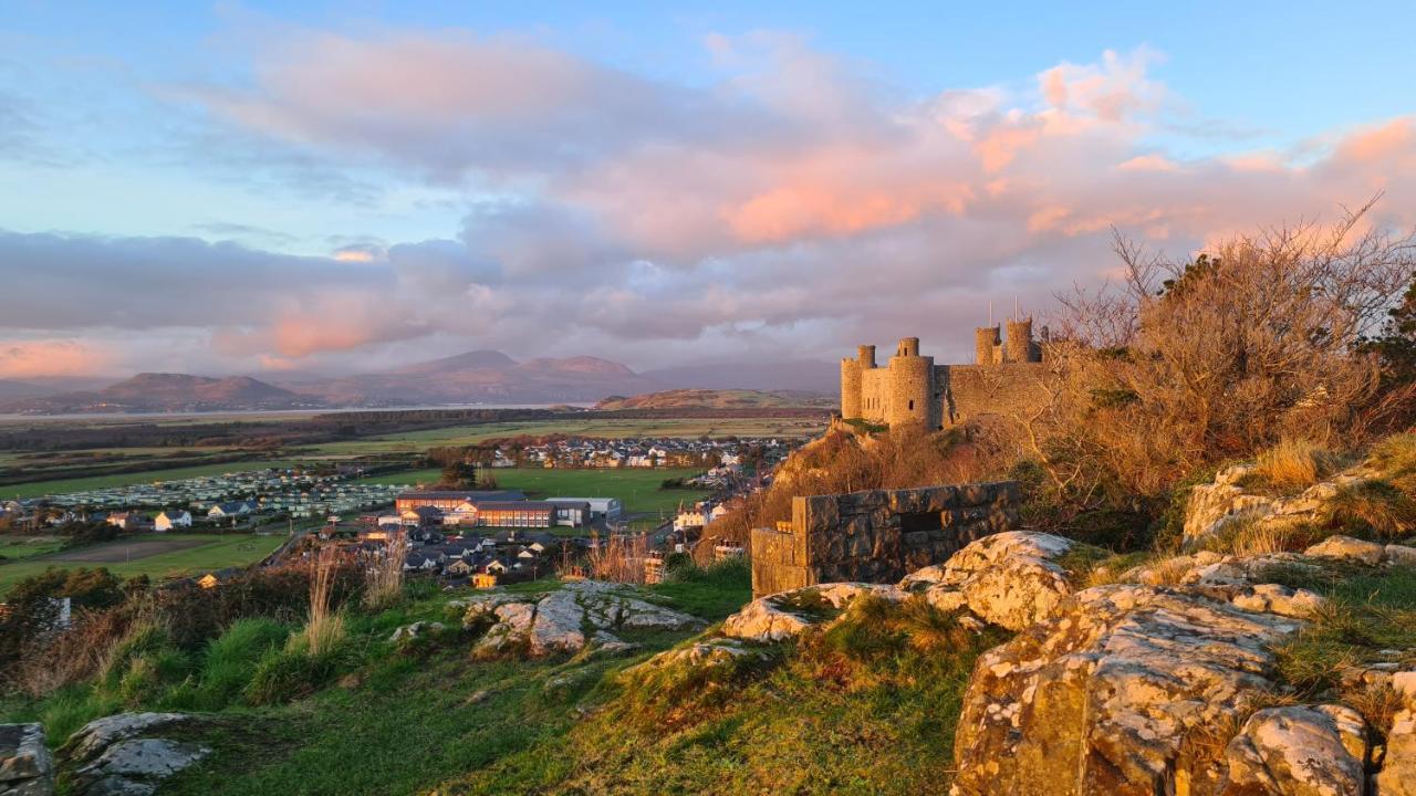 Y Branwen Restaurant & Rooms - Adult Only And Dog Friendly Harlech Bagian luar foto